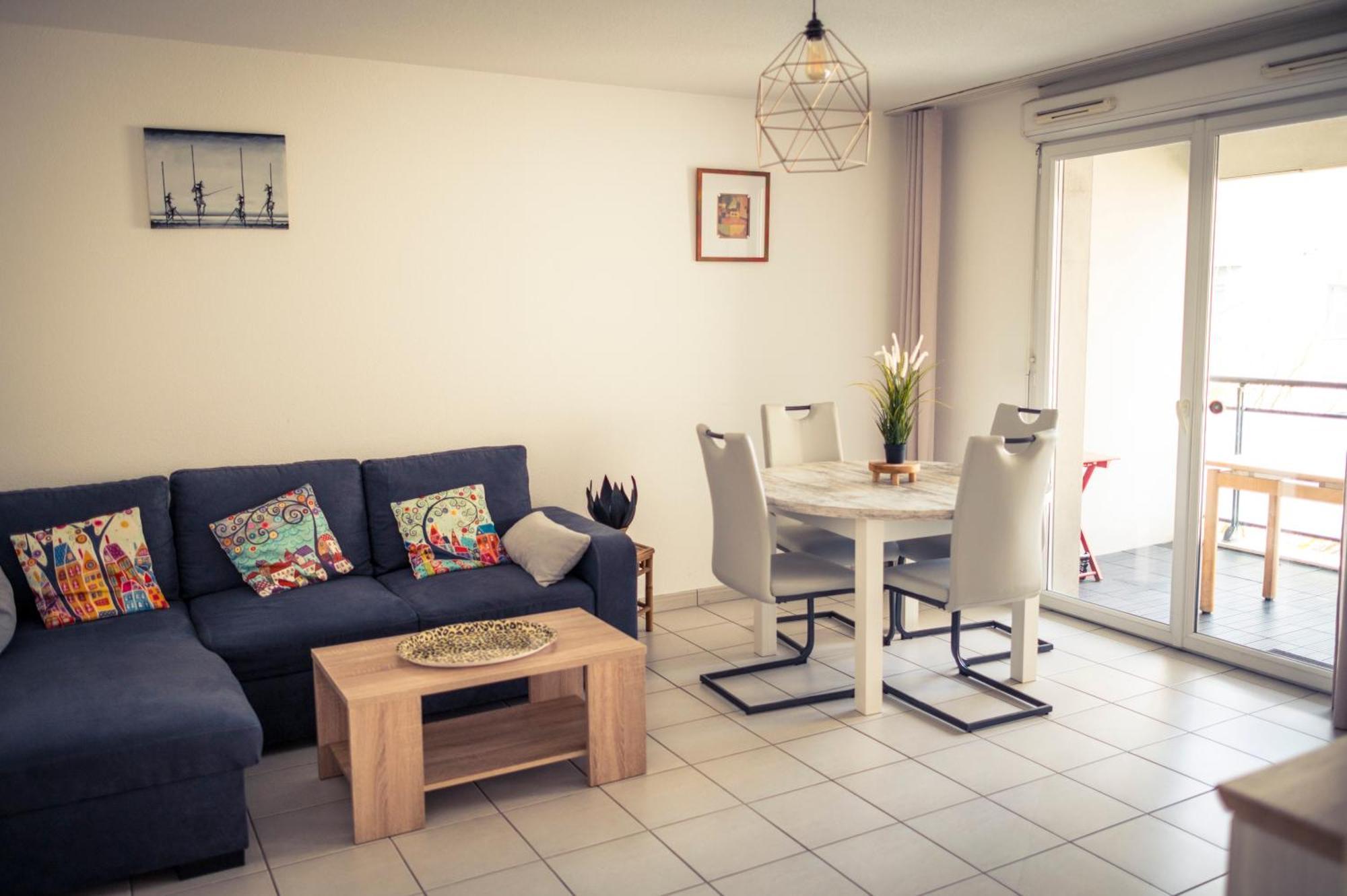 L Arene Margaux, 300 M Du Tram Apartment Lormont Bagian luar foto